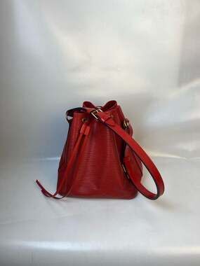Louis Vuitton Vintage Epi Leather Petit Noe Bucket Bag Castilian Red
